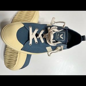 Almost NEW..barley worn..VEJA tennis shoes